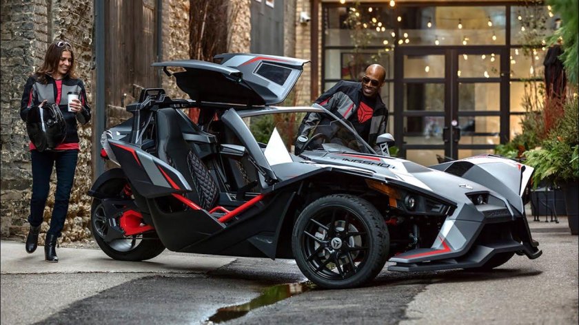 Трицикл Поларис слингшот