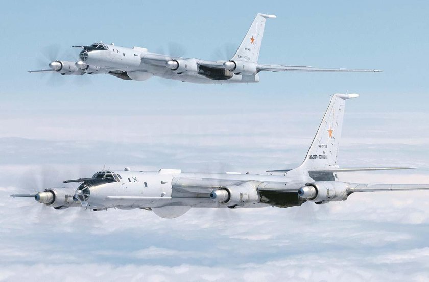 Противолодочный самолет ту-142