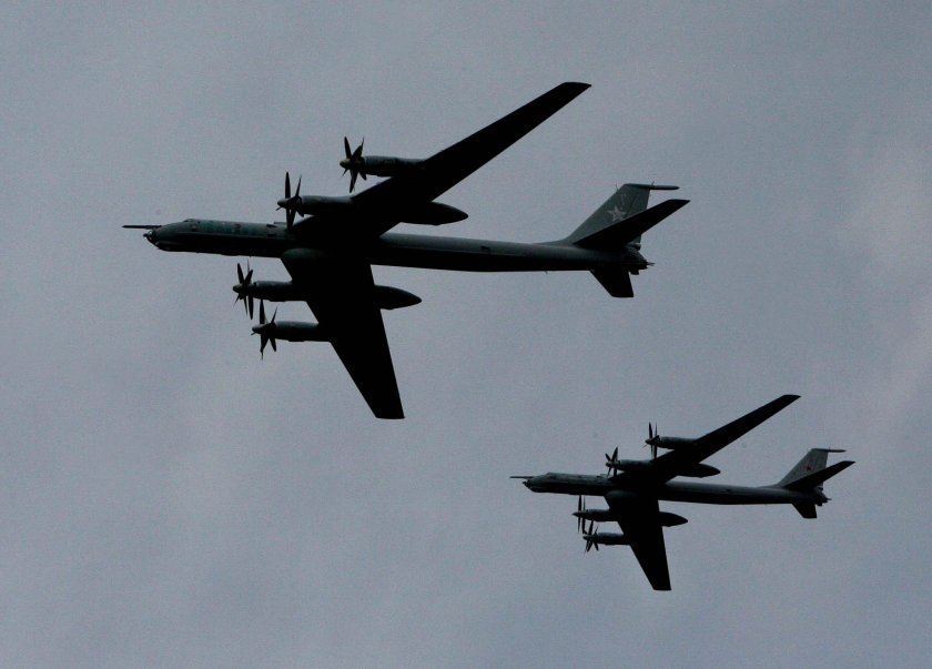 Противолодочный самолет ту-142