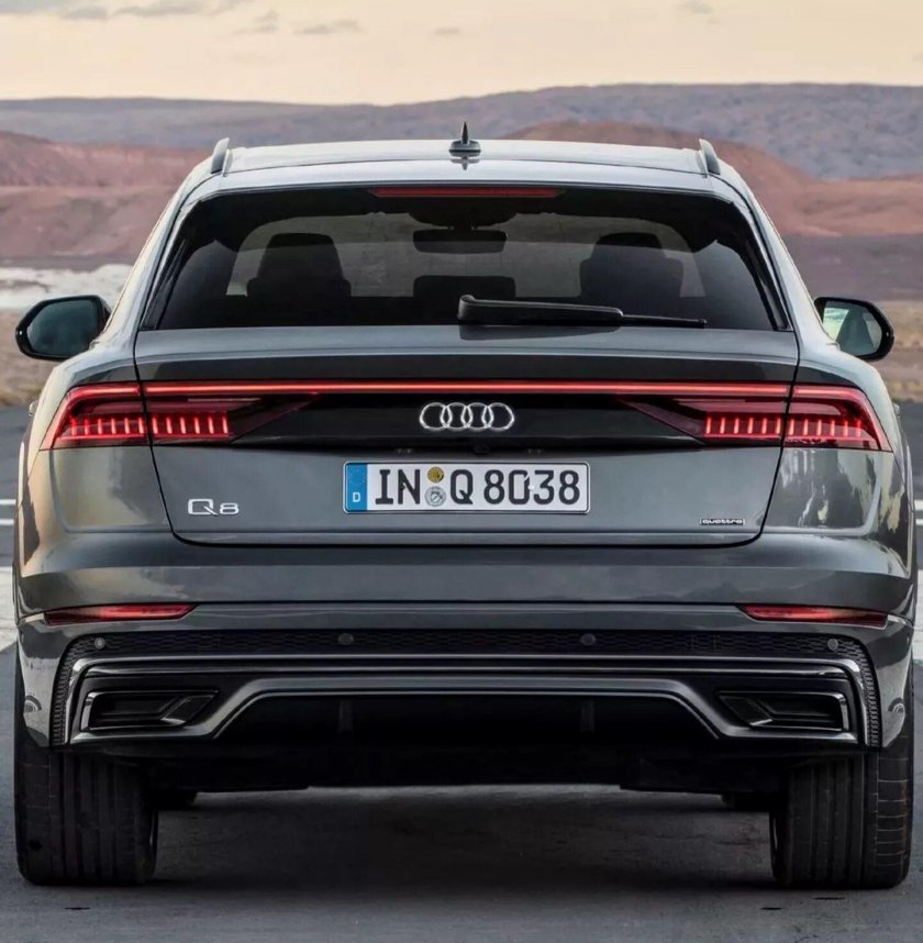 Ауди q 8 сзади