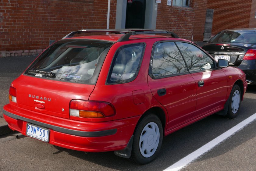 Субару Импреза 1995 универсал