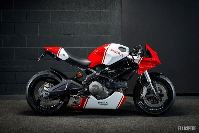Ducati Monster 696