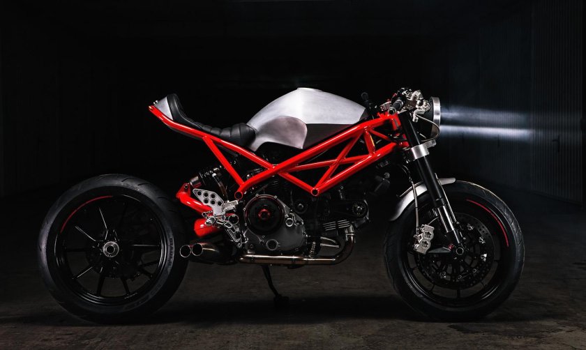 Ducati Monster 1100 EVO