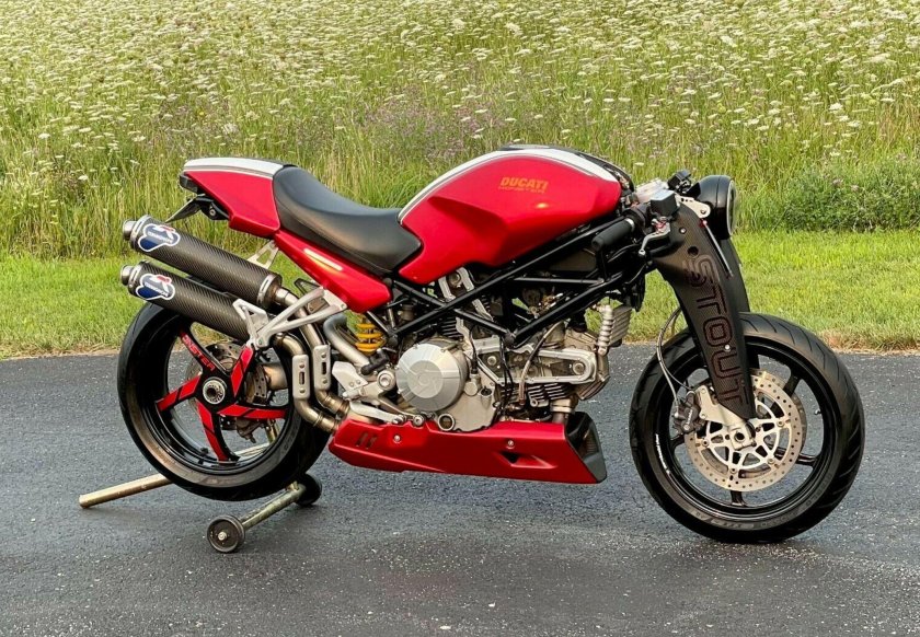 Ducati Monster 696 Custom