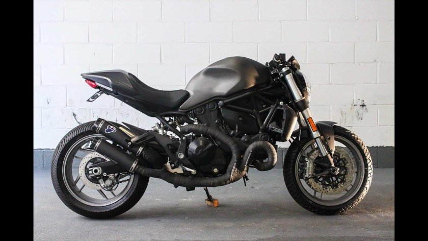 Ducati Monster 821 Custom