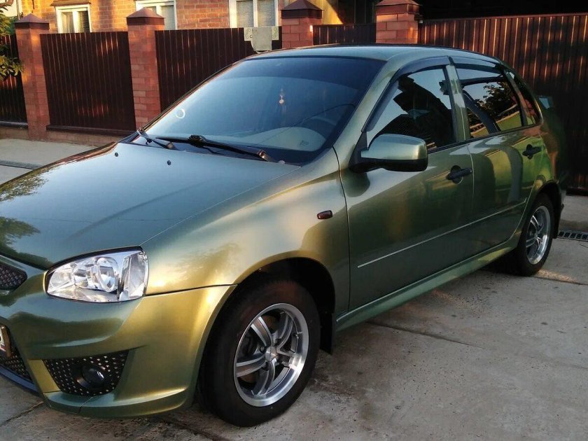 Лада Калина универсал колумбийская зелень