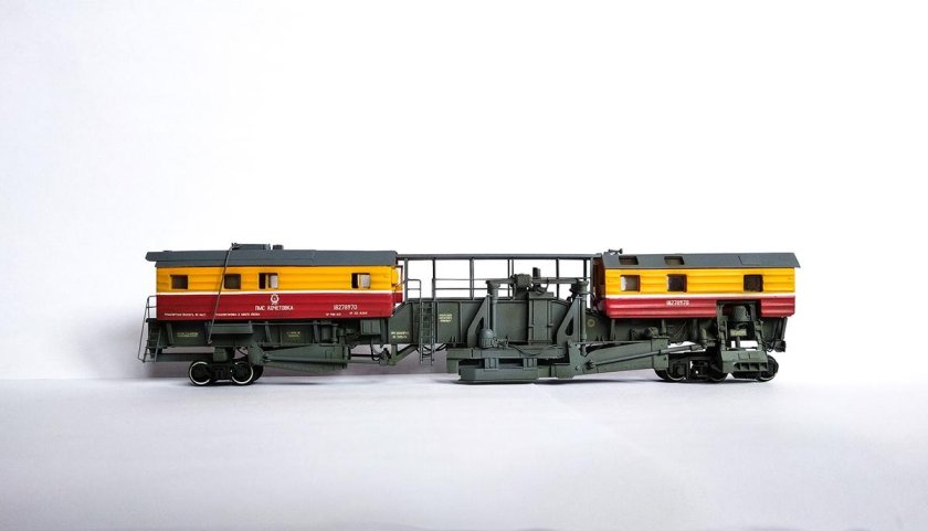 Выправочно-подбивочно-отделочная машина ВПО-3000