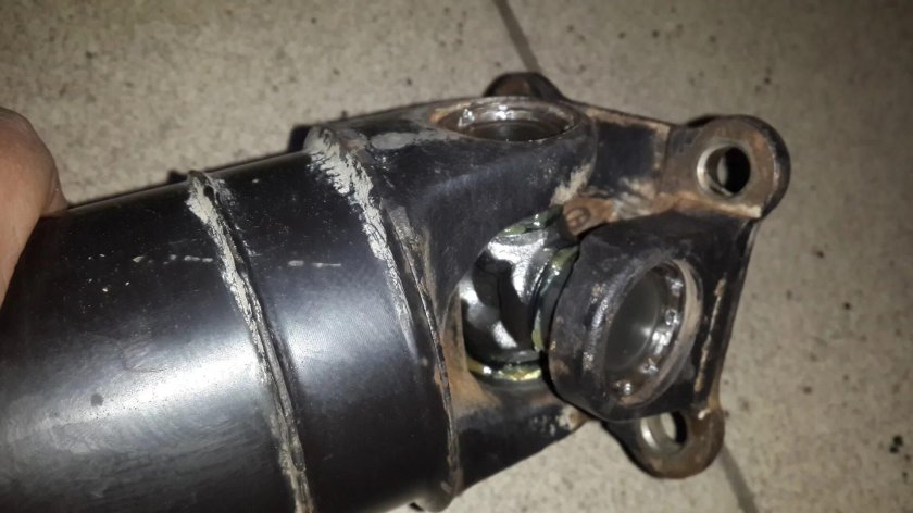 Карданный вал Ниссан Кашкай j10