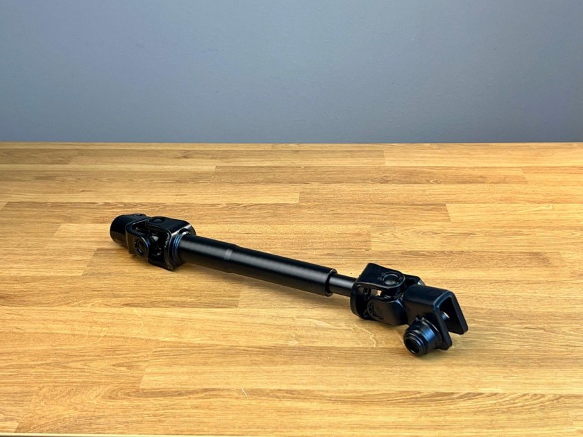 Вал карданный рулевого механизма