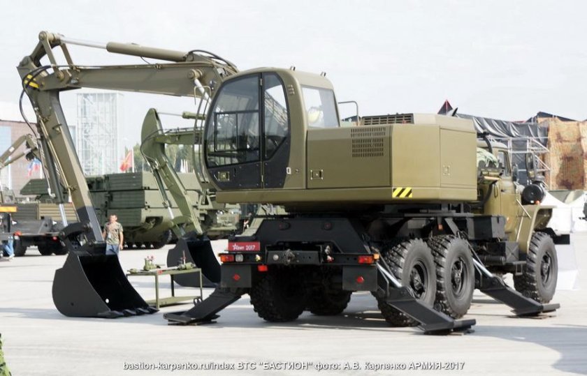 ЭОВ Урал 4320