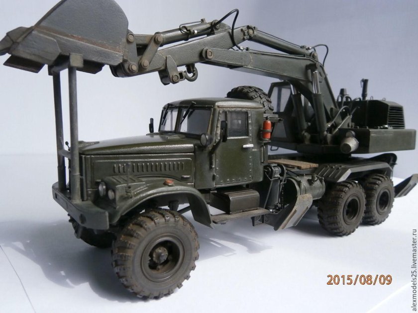 ЭОВ Урал 4320