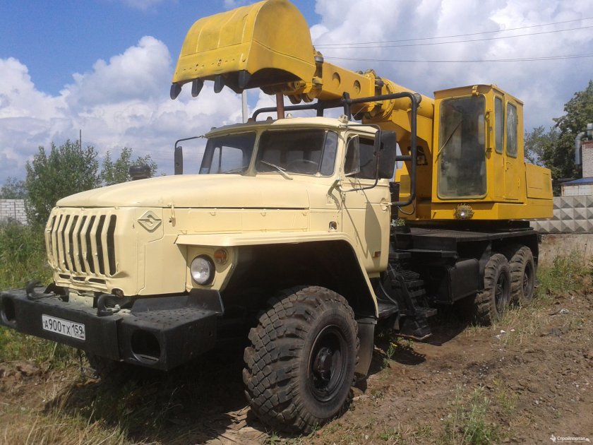 Урал 4320 экскаватор