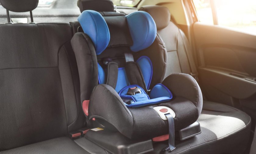 Пристегнуть детское кресло