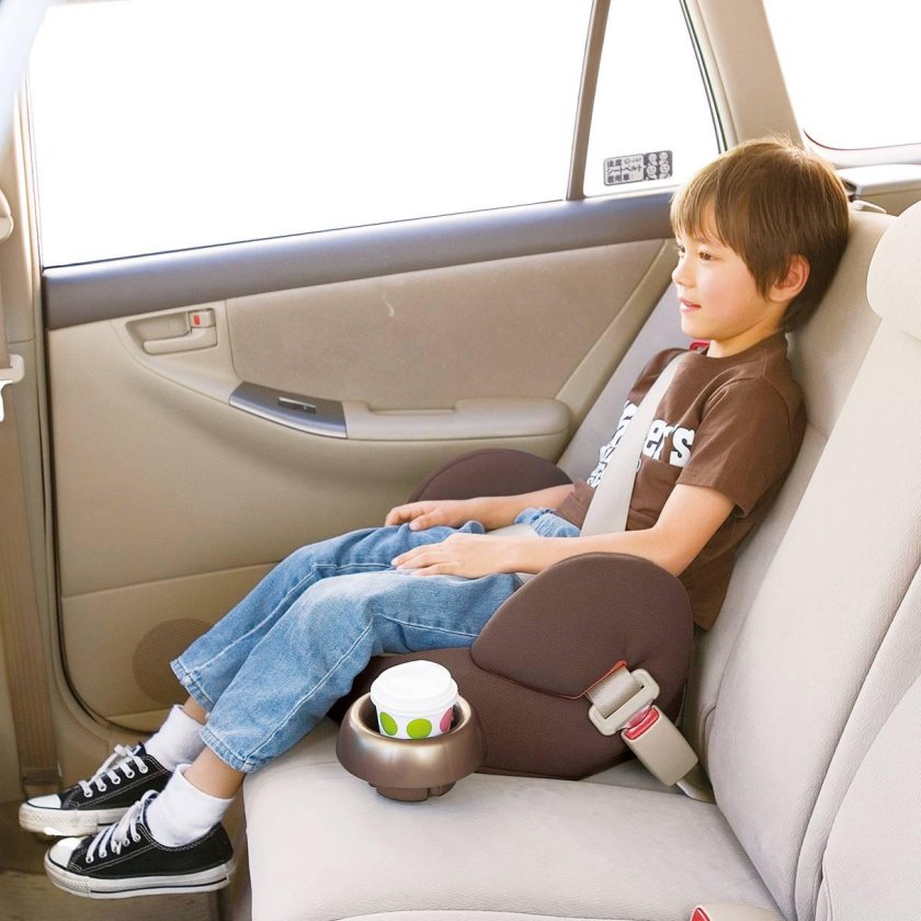 Бустер автомобильный для детей 7-12