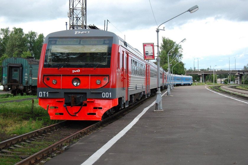 Электропоезд дт1