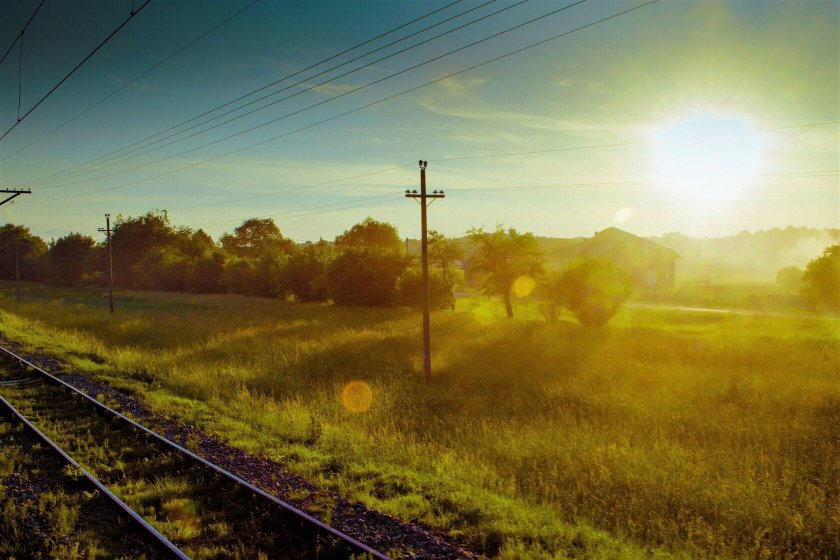 Пейзаж с железной дорогой