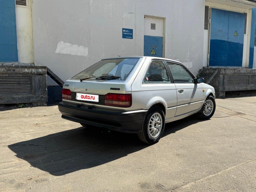 Мазда 323 85 года