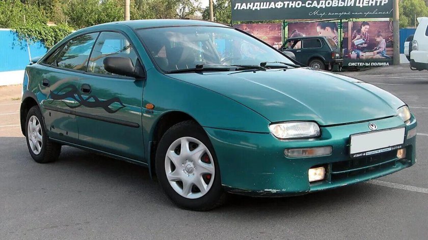 Mazda 323