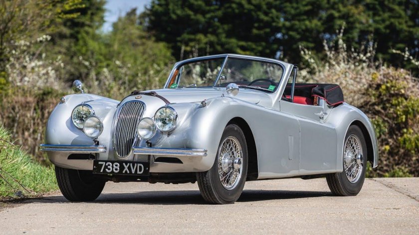 Jaguar xk 120 roadster
