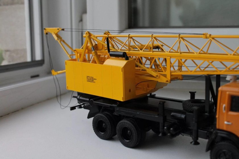 Автокран АБКС 6