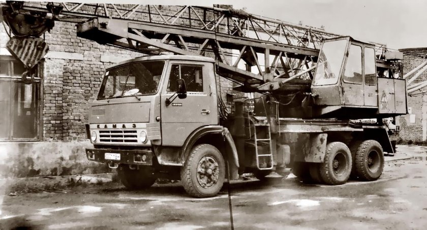 КАМАЗ-53213 башенный кран АБКС-6