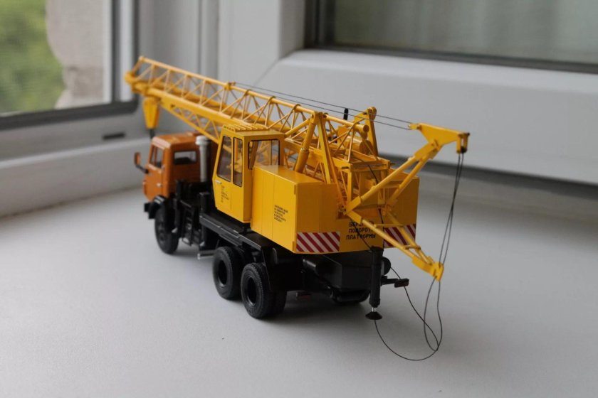 Автокран АБКС 6