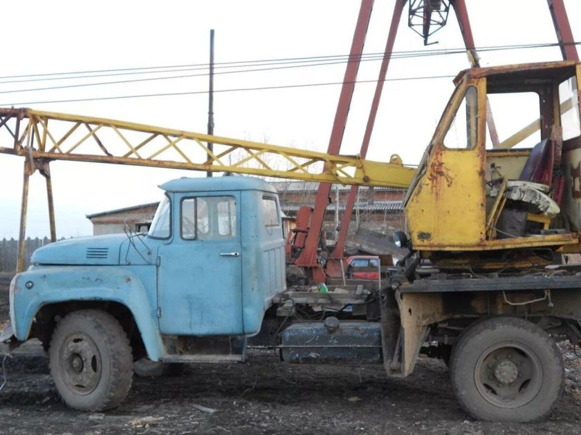 ЗИЛ 130 кран
