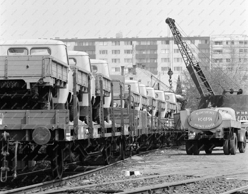 МАЗ 200 автокран