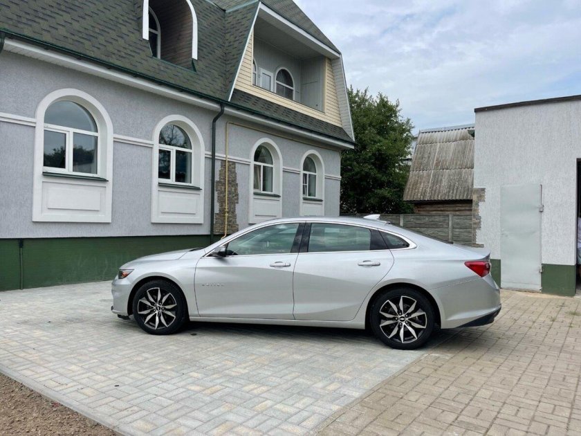 Malibu 9 задние фонари