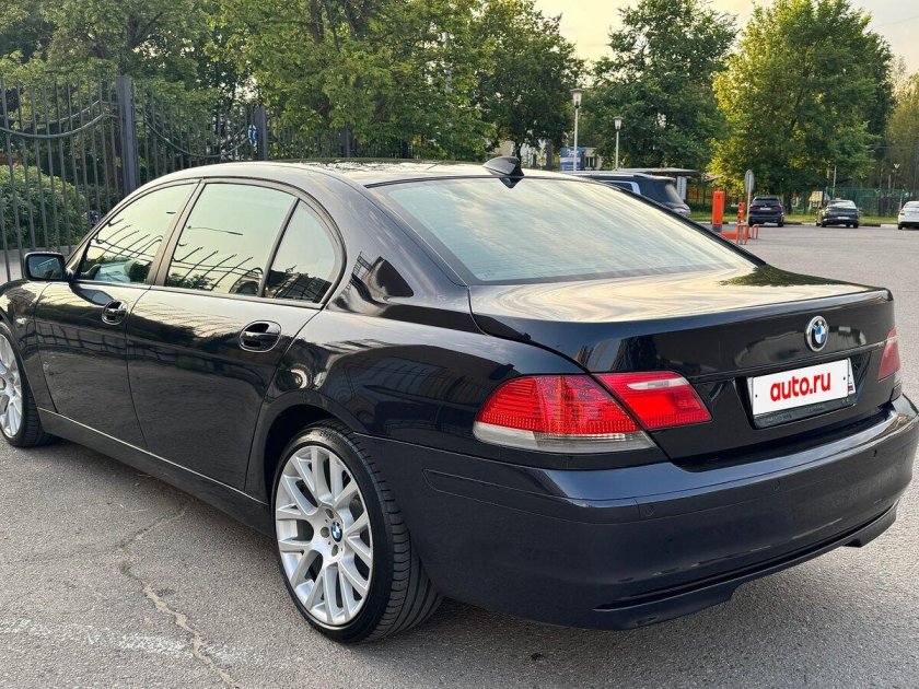 Бмв 7 серии 2002