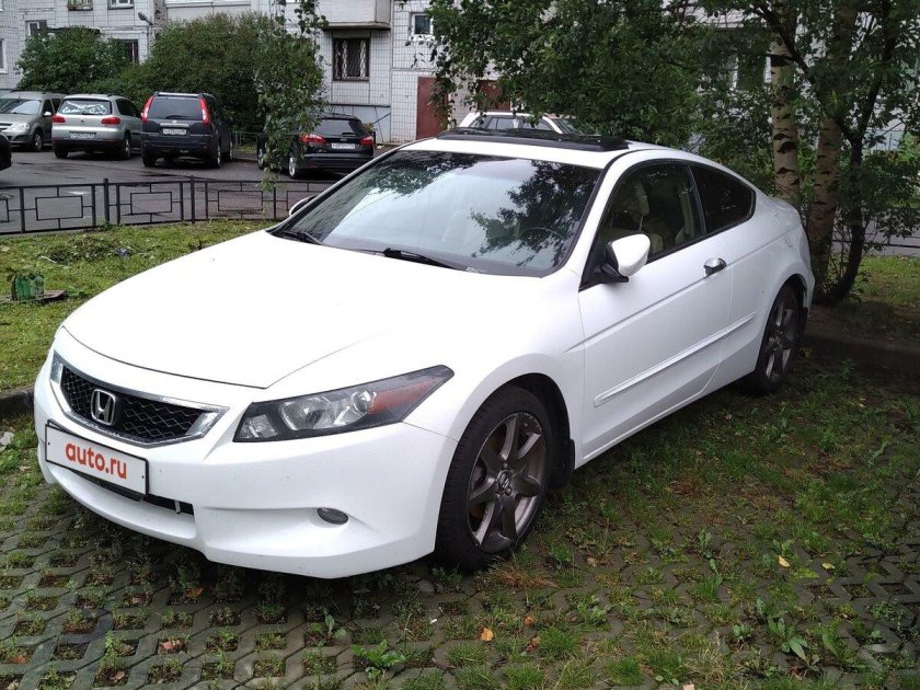 Honda accord coupe 2011