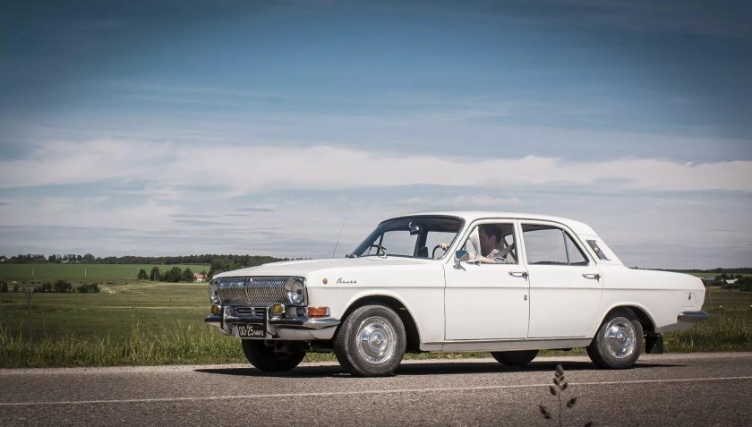 Волга 24 белая