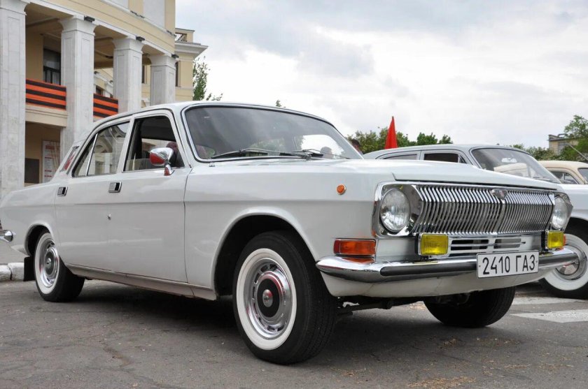 Волга 1987