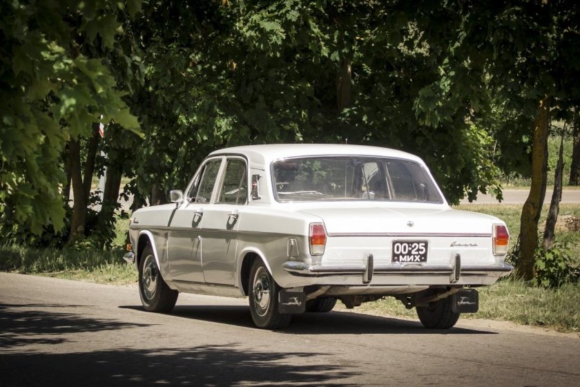 Волга ГАЗ 24 10