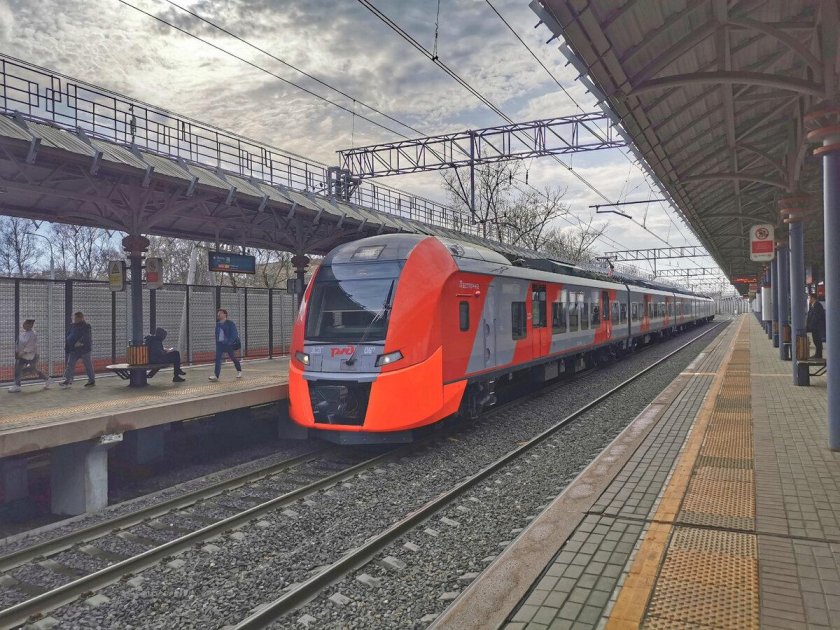 Поезд ласточка мцк