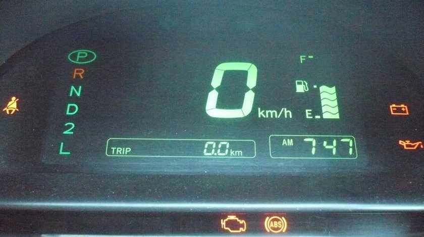 Toyota Spacio 1997 приборная панель