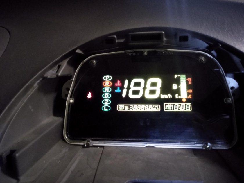 Приборная панель Тойота Королла Спасио