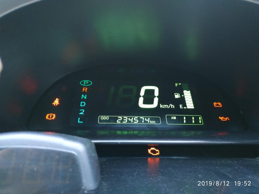 Приборка Toyota Corolla Spacio