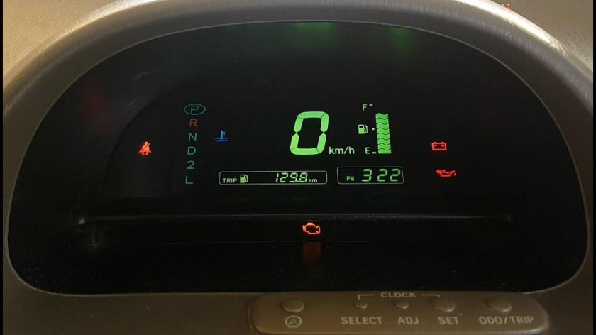 Панель приборов Тойота Спасио