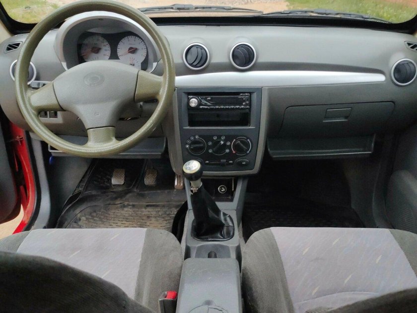 Byd flyer 2006 салон