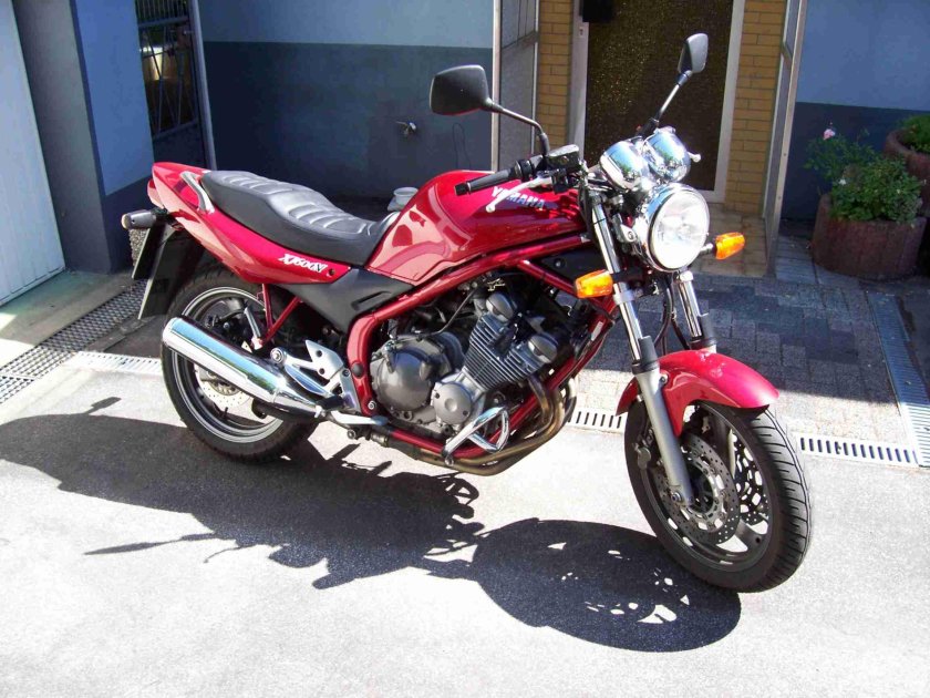 Yamaha xj600
