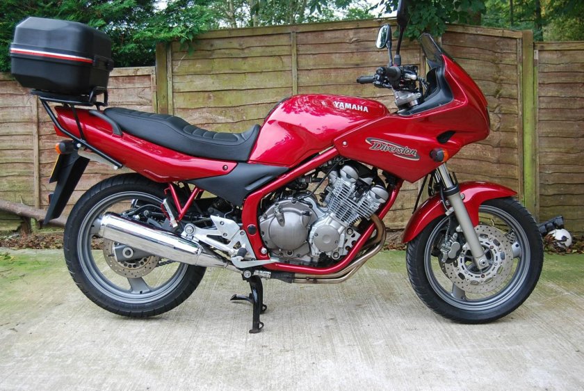 Yamaha XJ 600 S