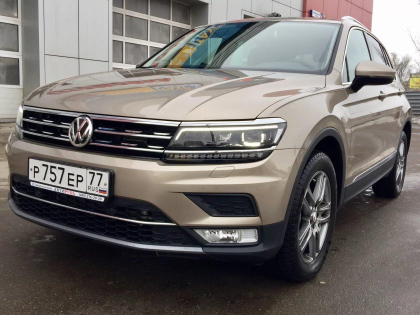 Volkswagen Tiguan 2017 бежевый