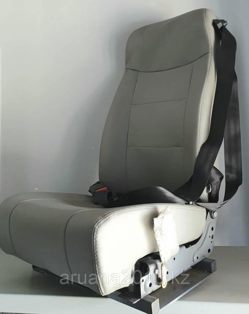 Сиденье автомобильное