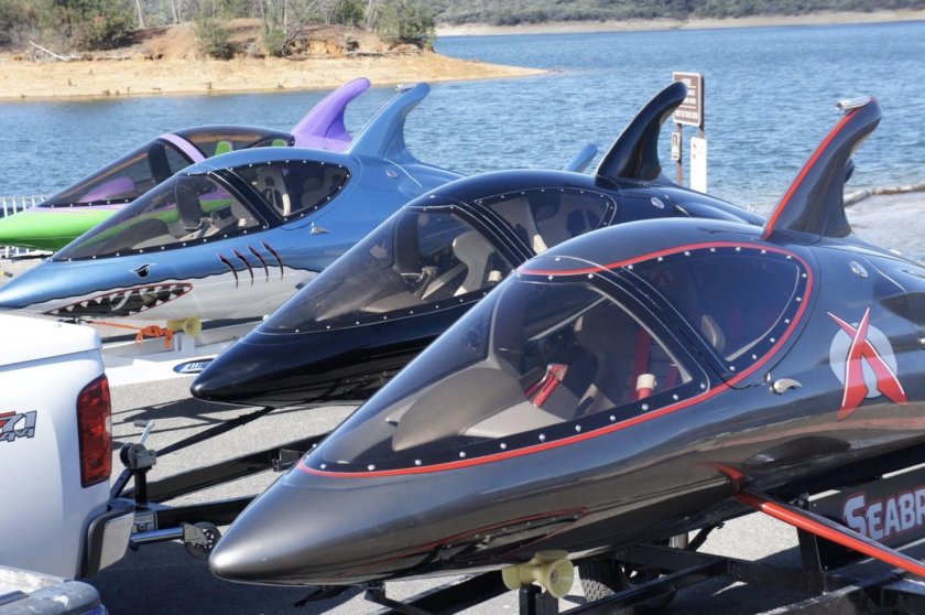 Подводный катер Seabreacher