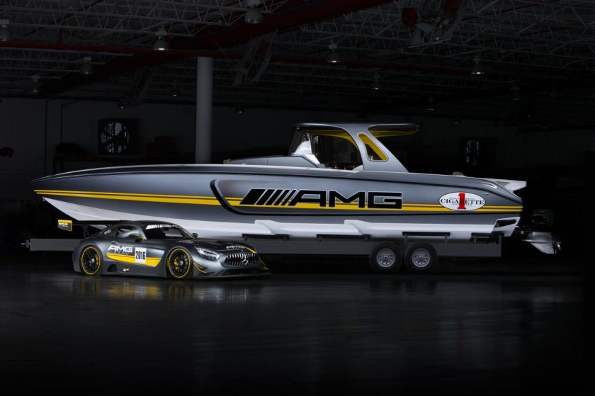 Катер AMG gt