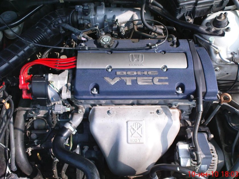 Хонда Аккорд 6 сир ДВС