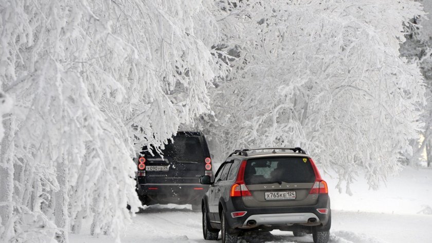 Машина зима