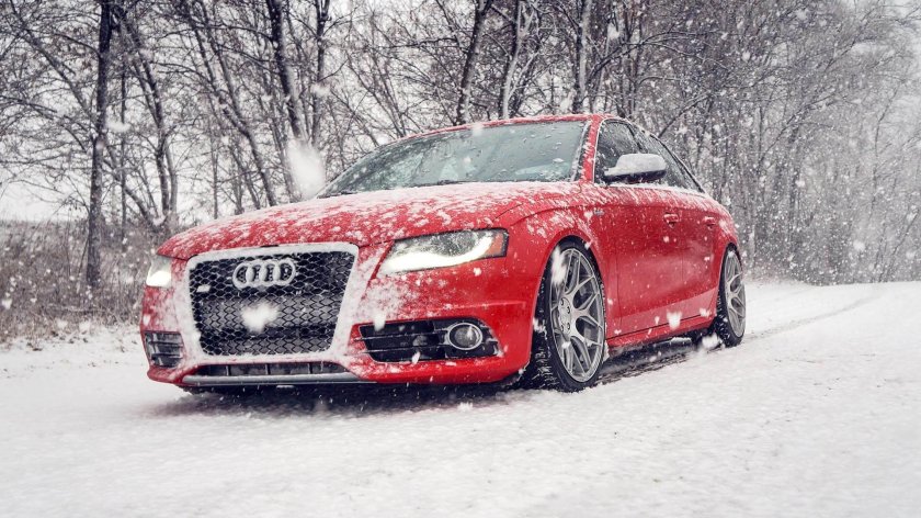 Ауди s4 красная