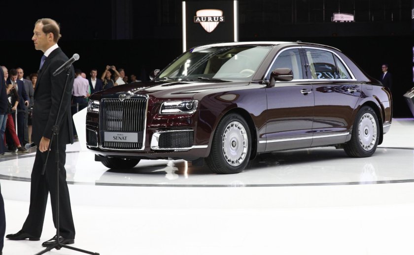 Машина Aurus Senat